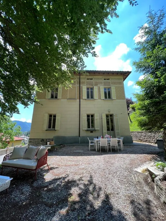 Villa Pia Lena Magreglio Casa vacanze