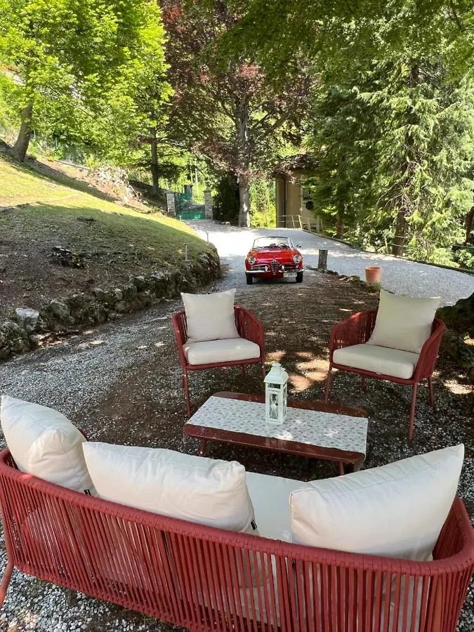 Casa vacanze Villa Pia Lena Magreglio Italia